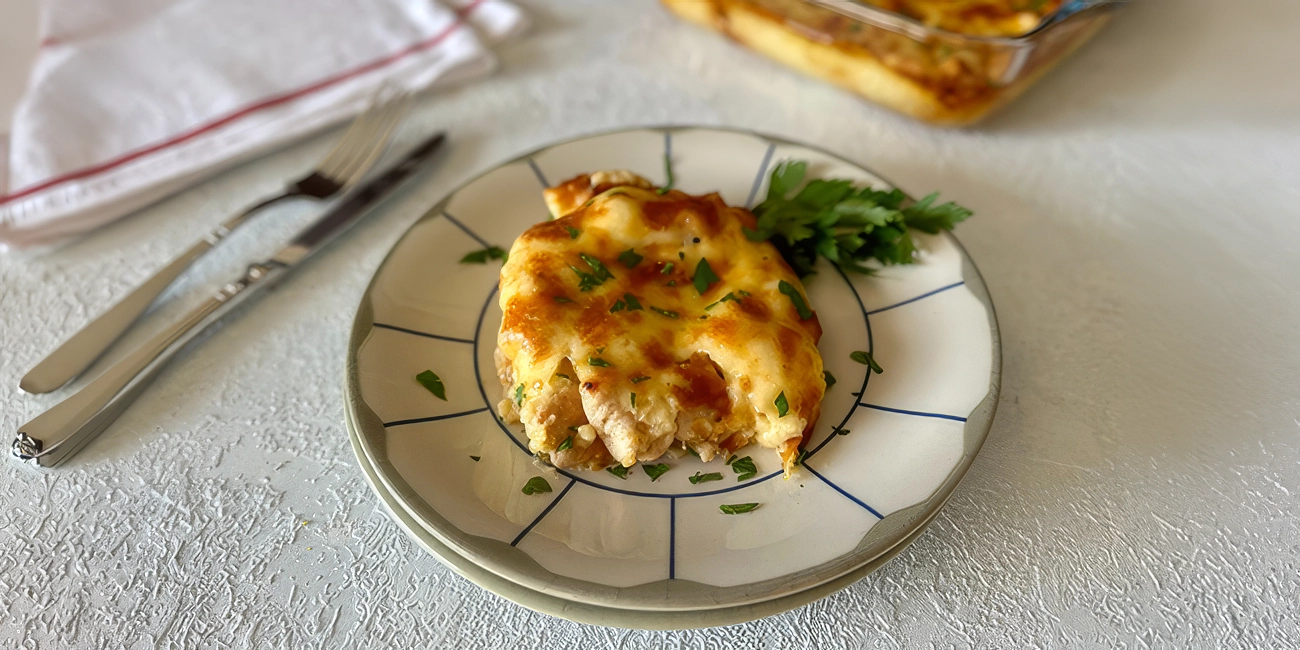 Elbasan Tava Nedir? Yoğurtlu Sosuyla Fırınlanan Et Yemeği