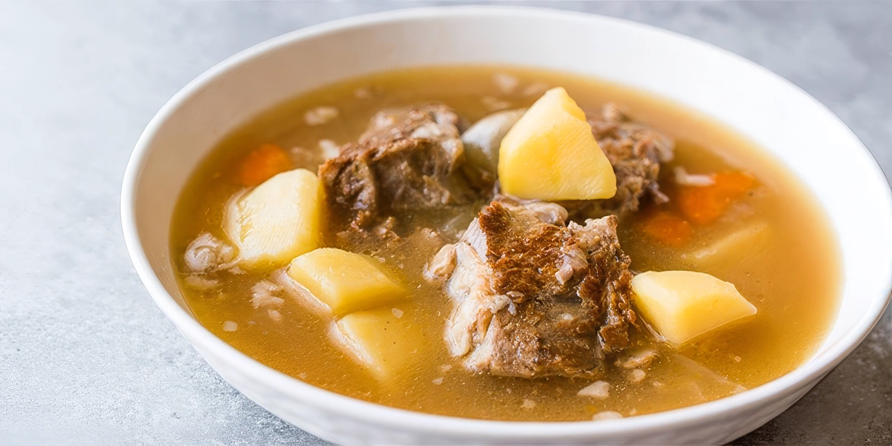 Kuzu Haşlama Nasıl Yapılır? Kemik Suyuyla Tam Lezzet